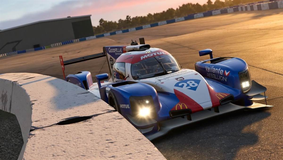 Goodfellas LMP2 #28 bij zonsondergang op Sebring